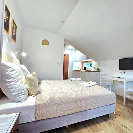 Family Raj Pod Sosnami Centrum Miasta! דירה *